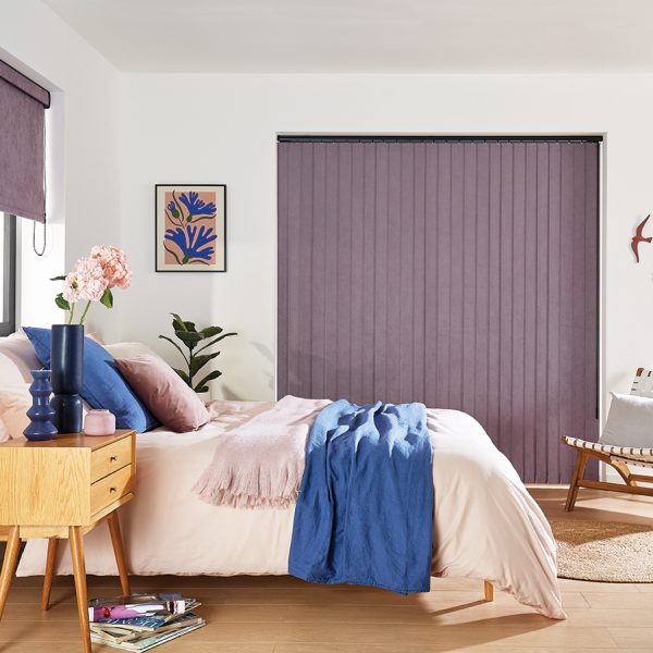 LL_2022_Vertical_Windsor_Heather Fields_Bed_Main_MAIL
